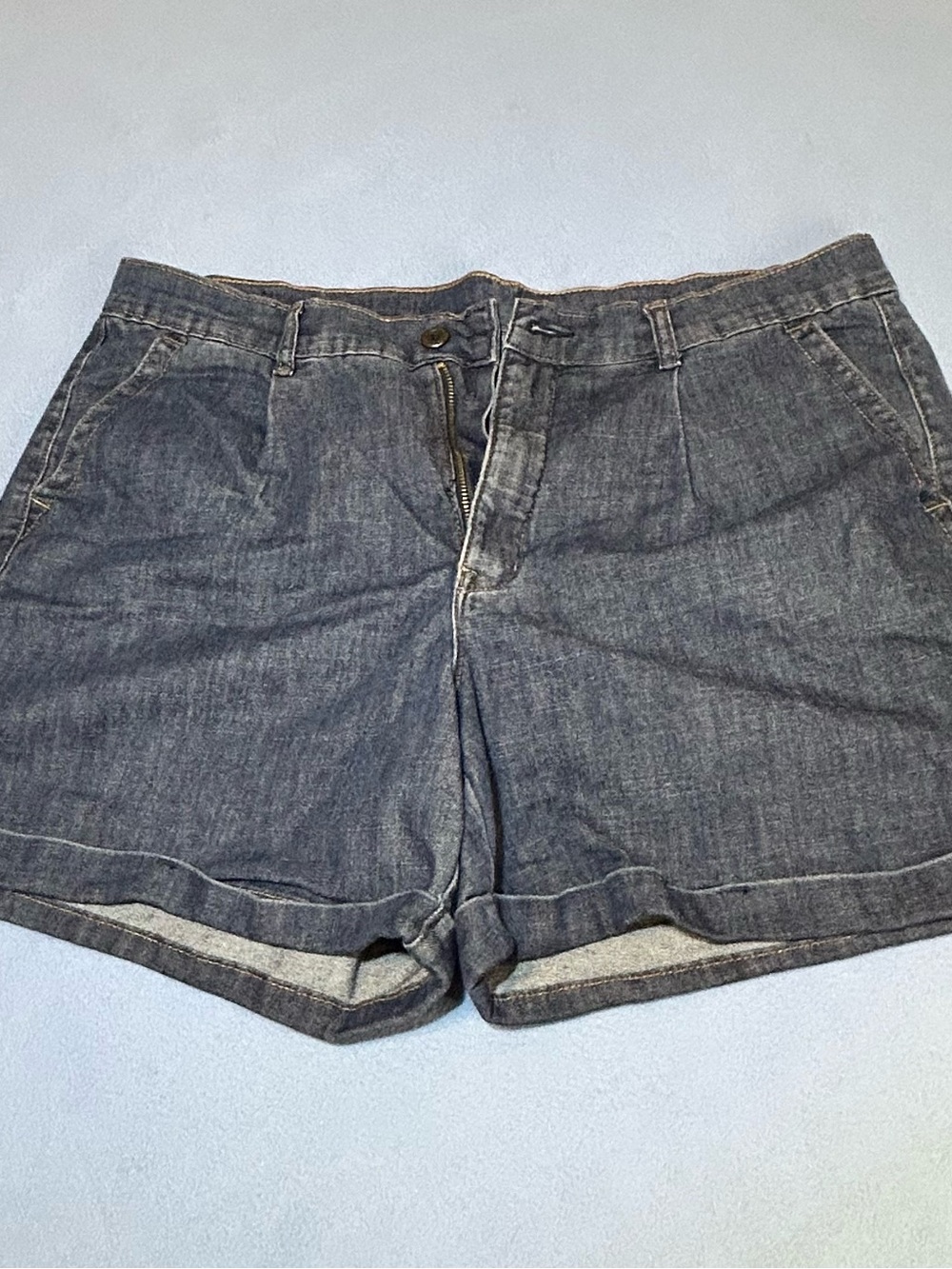 Nicole Miller Dark Denim Casual Jean Shorts